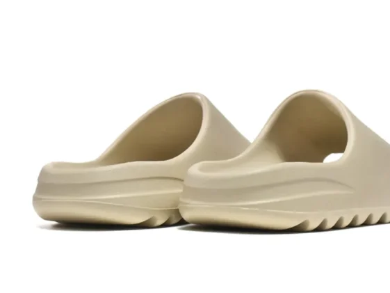 Yeezy Slide Bone Reps