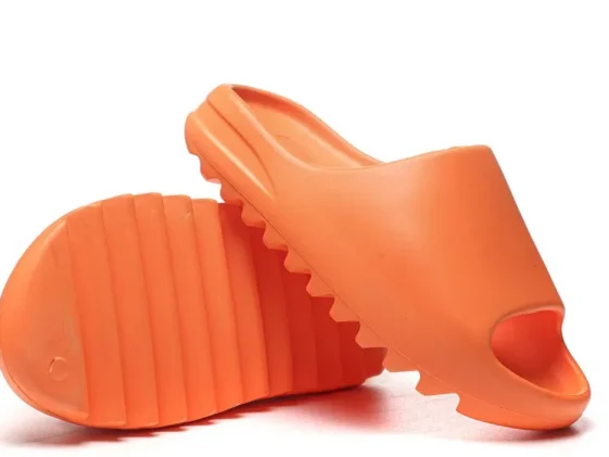 Yeezy Slide Enflame Orange Reps