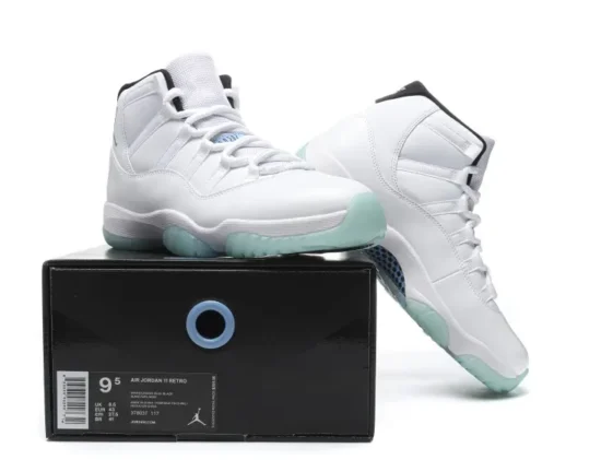 Air Jordan 11 Retro Legend Blue Reps