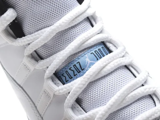 Air Jordan 11 Retro Legend Blue Reps