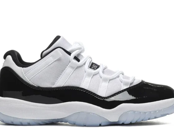 Air Jordan 11 Retro Low Concord Reps