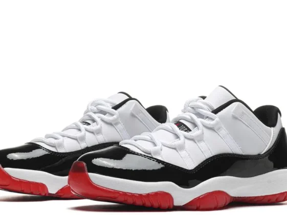 Air Jordan 11 Retro Low Concord Bred Reps