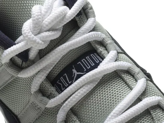 Air Jordan 11 Retro Low Georgetown Reps