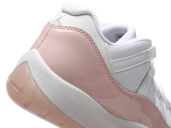 Air Jordan 11 Retro Low Legend Pink Reps