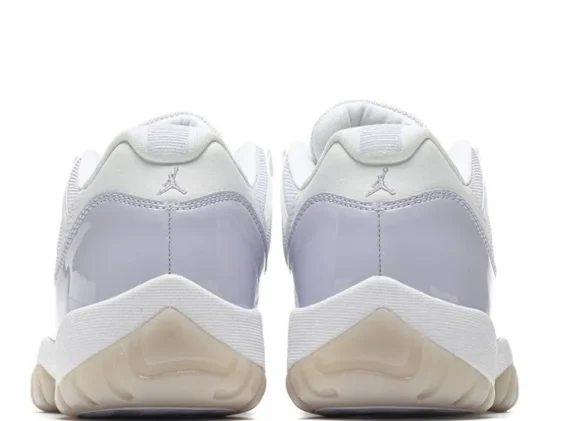 Air Jordan 11 Retro Low Pure Violet Reps