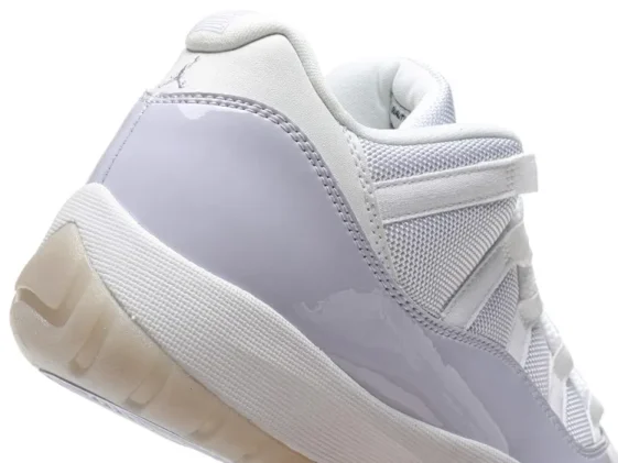 Air Jordan 11 Retro Low Pure Violet Reps