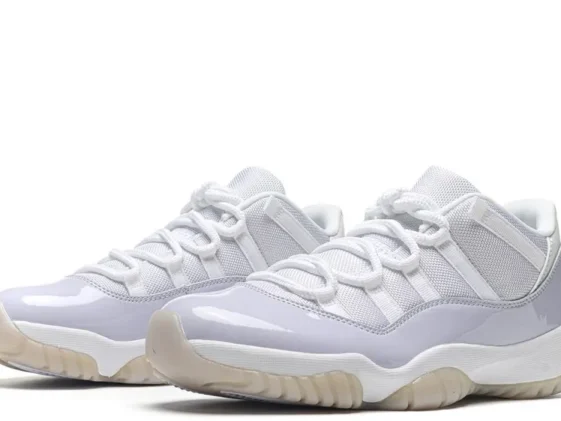 Air Jordan 11 Retro Low Pure Violet Reps