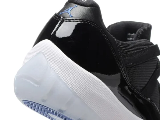 Air Jordan 11 Retro Low Space Jam Reps