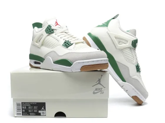 Air Jordan 4 Retro Sb Pine Green Reps