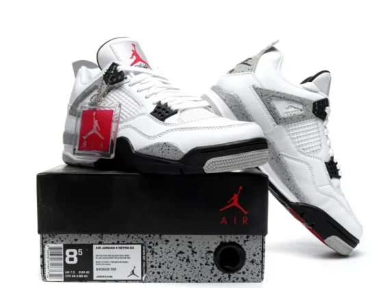 Air Jordan 4 Retro White Cement Reps