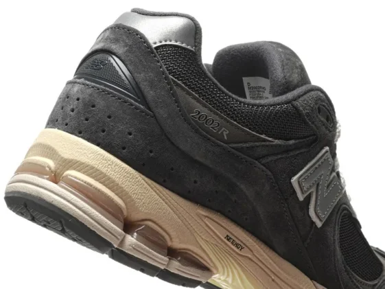 New Balance 2002R Black Dark Grey Reps