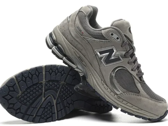 New Balance 2002R Light Grey Reps