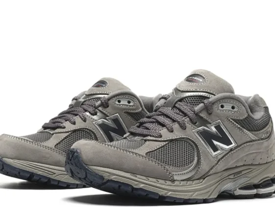 New Balance 2002R Light Grey Reps