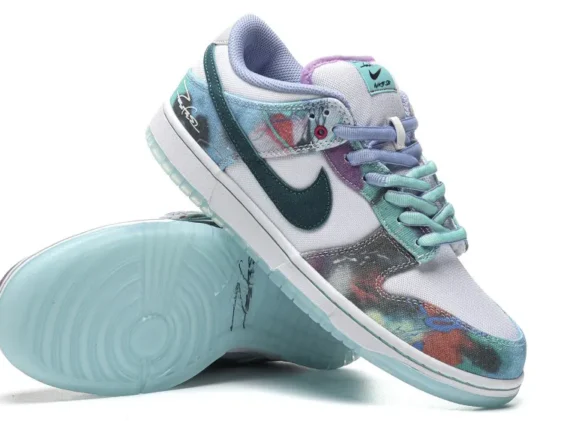 Dunk Low Futura Laboratories Bleached Aqua Reps