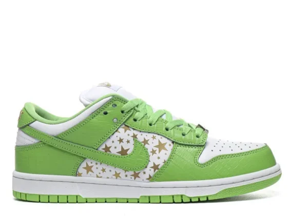 Dunk Low Supreme Stars Mean Green Reps