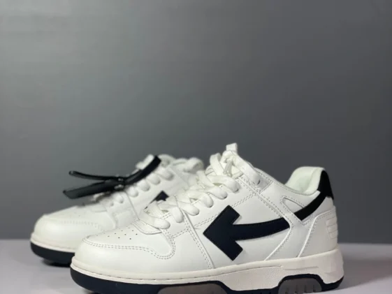 Off White Out Of Office White Black Reps