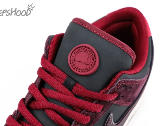 RIOT Skateshop x Dunk Sb Mahogany Dark Beetroot Reps